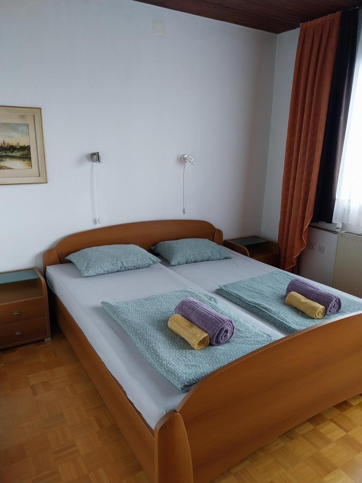 Apartment Katrin Zirovnica Dış mekan fotoğraf